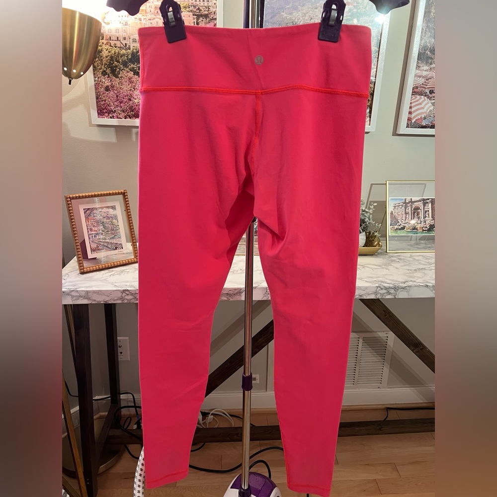 Lululemon Leggings - Wunder Under (OG version) - Coral - size 8